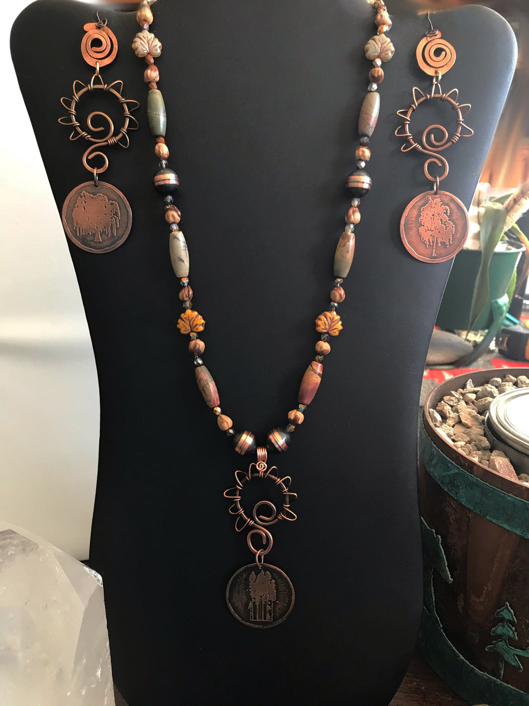 The Majesty of Trees Necklace and Earrings Set