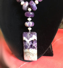 Load image into Gallery viewer, Chevron Amethyst Lariat Necklace