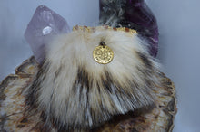 Load image into Gallery viewer, Badger Fur Medicine Bag